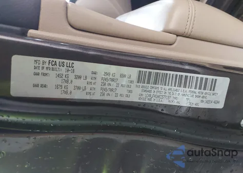 2019 Jeep Grand Cherokee Laredo E 4X4 из США, поврежденный, VIN 1C4RJFAGXKC577137